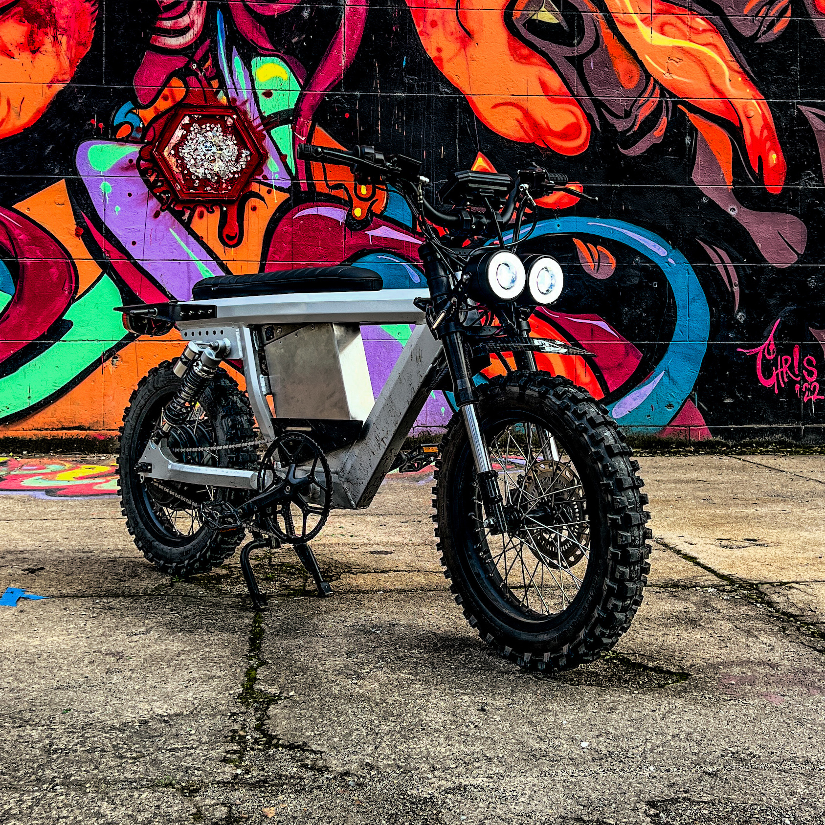 Brute Rear Moto Wheel